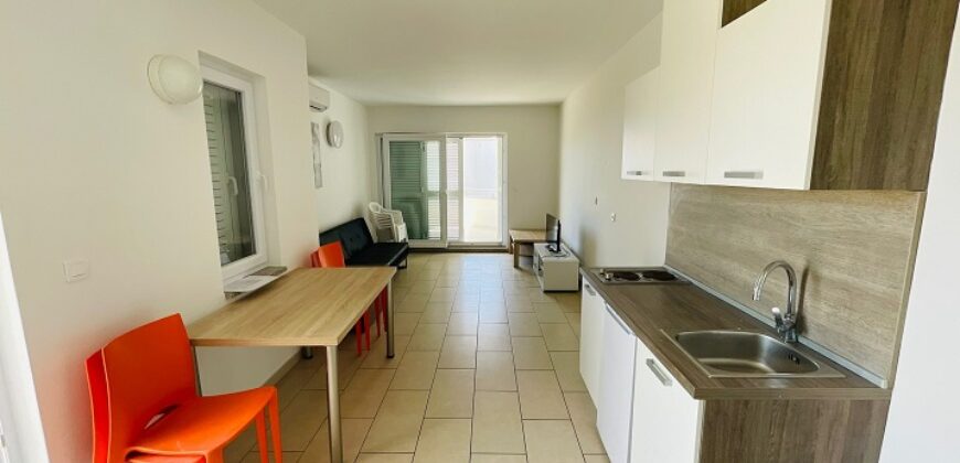 Wohnung H076, Novalja