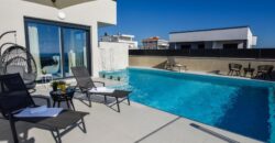 Luxusvilla H163-Novalja
