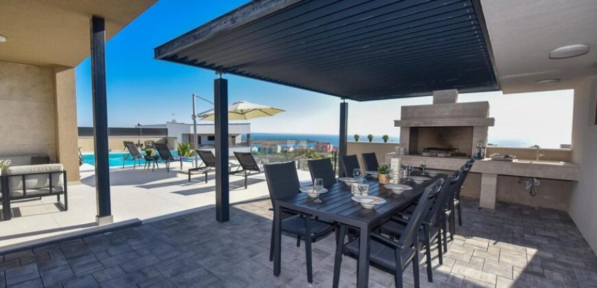 Luxusvilla H163-Novalja