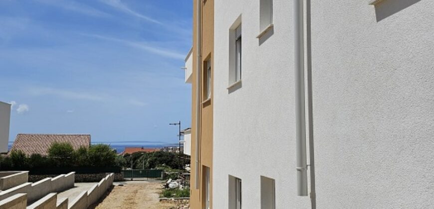 Apartment H165-Mandre