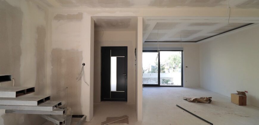 Haus H2689-S1-Srima