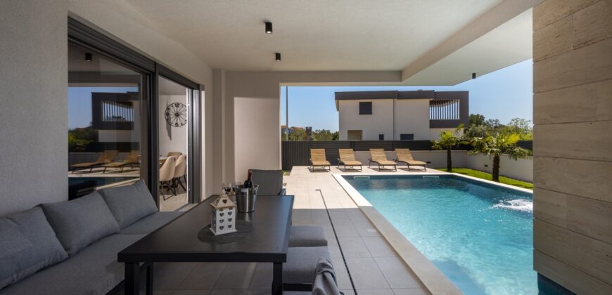 Luxusvilla HH525 – Nin, Zaton