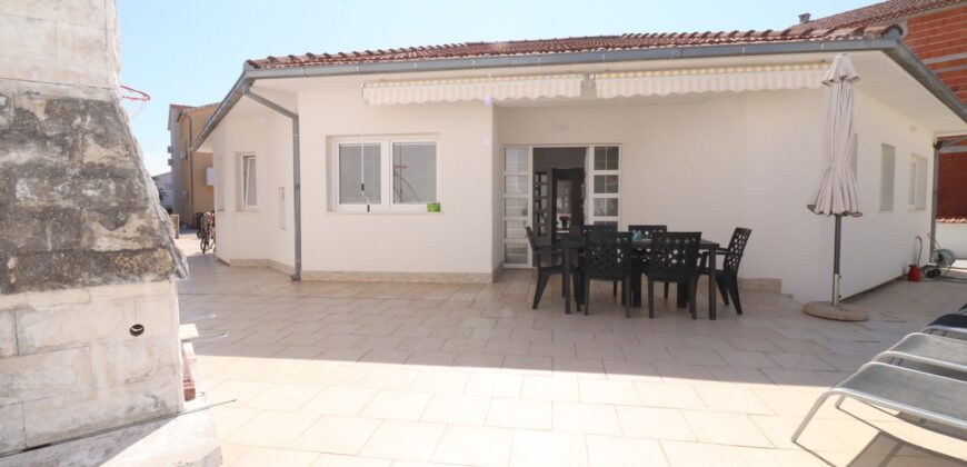 Haus H2738-Vodice