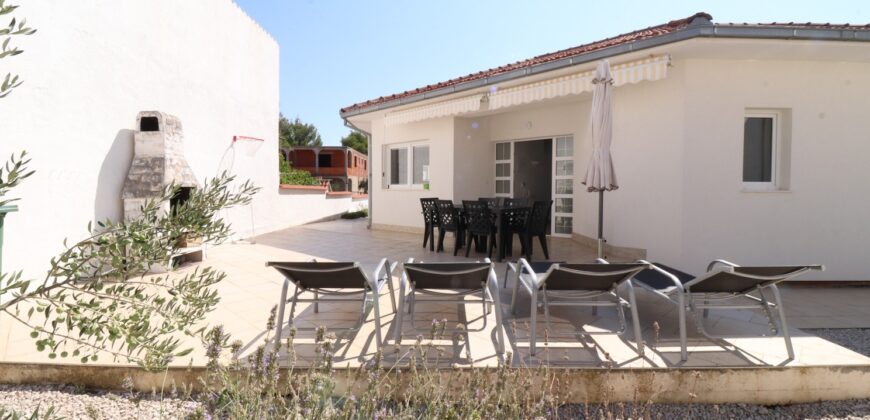 Haus H2738-Vodice
