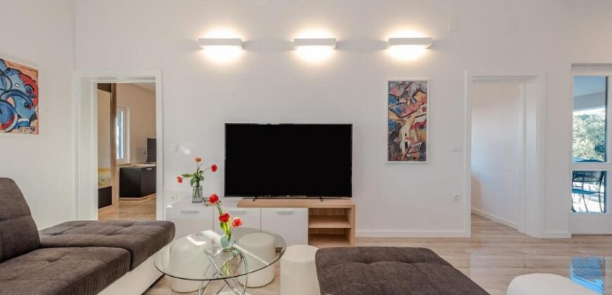 Vierzimmerwohnung Mandre-H178
